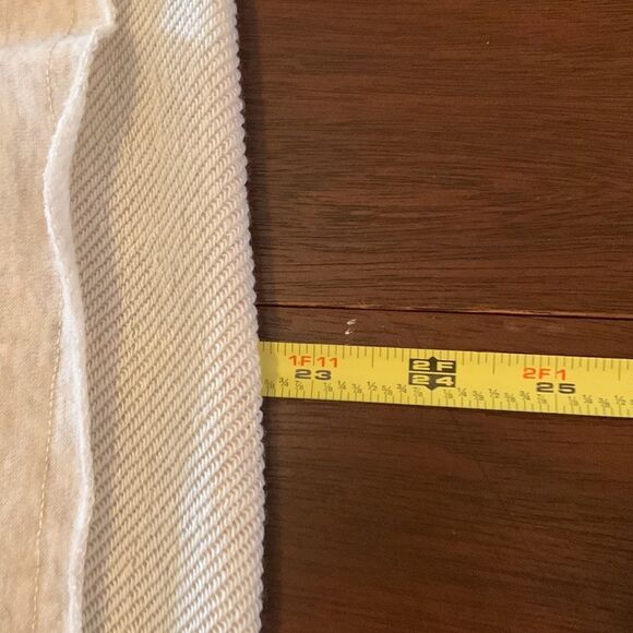 Pit to pit 23 in length 23 in 9/1 - Picture 5 of 6